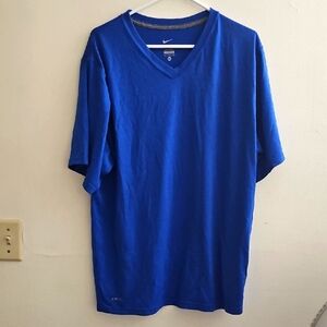 XL Nike Men's Blue‎ V-Neck Shirt